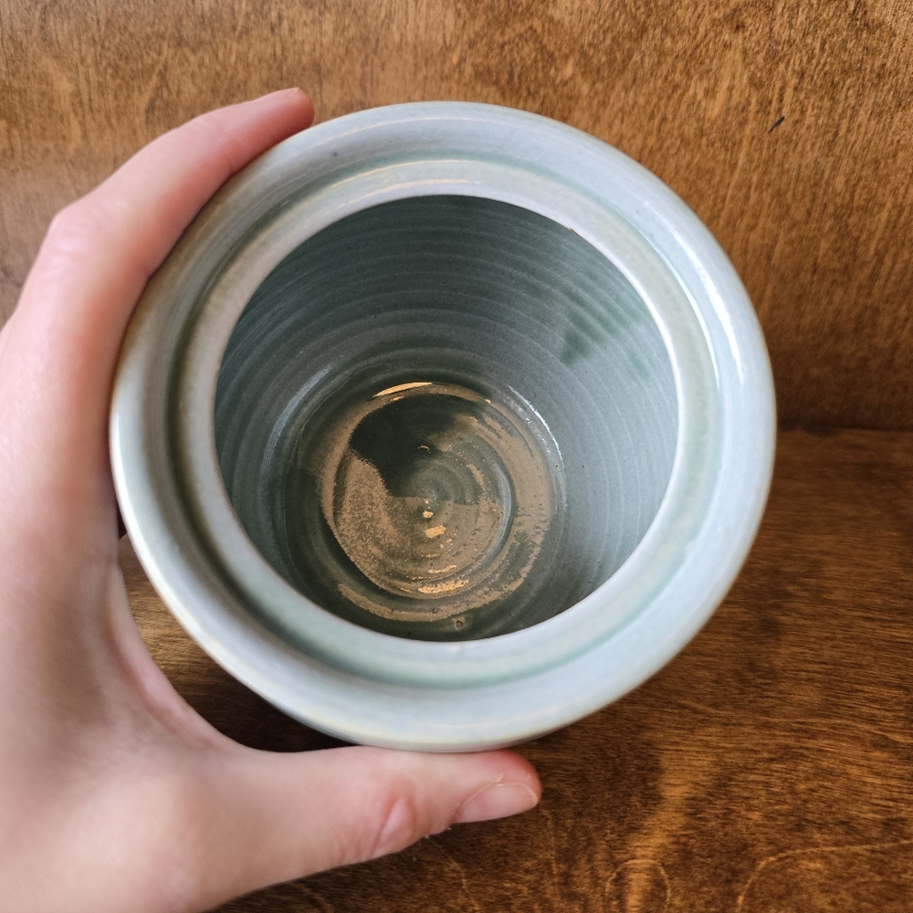 Handmade PNW Ceramic Honey Pot - Picture 4 of 7